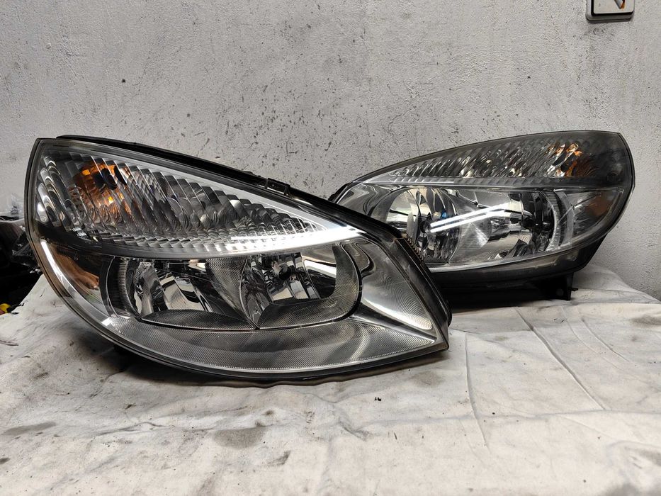 Оригинални фарове Рено Сценик  Renault Scenic