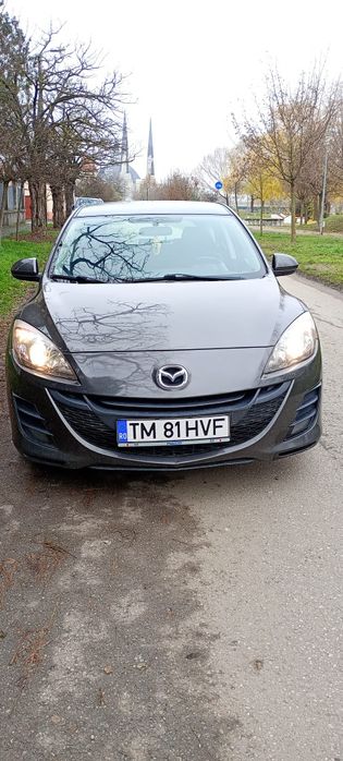 Vând MAZDA in stare buna!