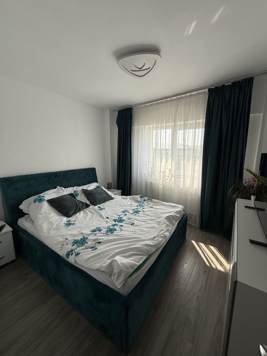 Apartamnet 2 camere decomandat la cheie