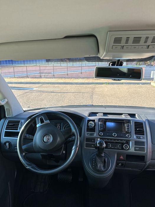 Volkswagen Caravelle 2.0 TDI automata