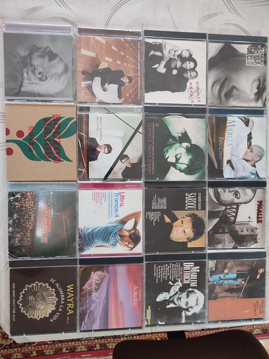 Cd-uri muzică în stare bună