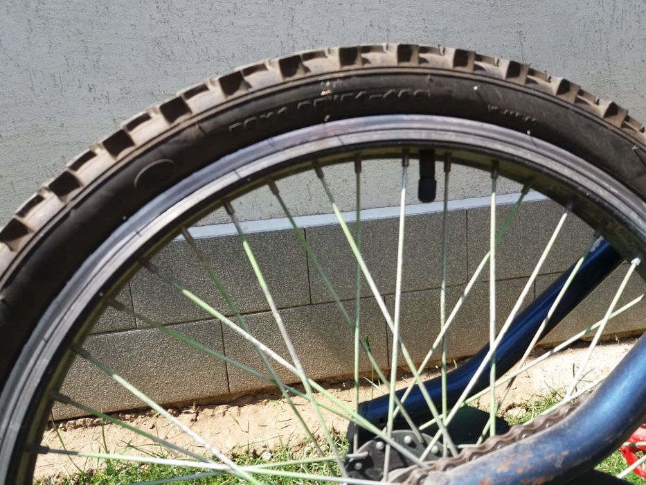 Bicicleta sărituri