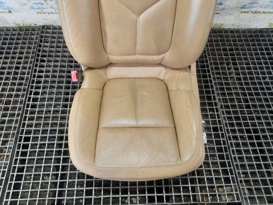 Scaun stanga fata Porsche Cayenne 958 (2010 - 2014) 3.0 d CRCA CRCA