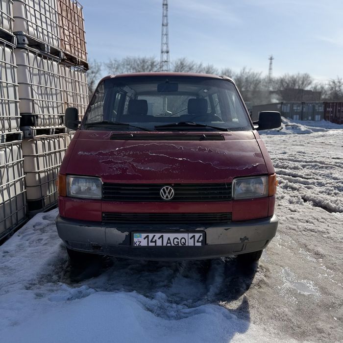 Volkswagen multivan т4 1993