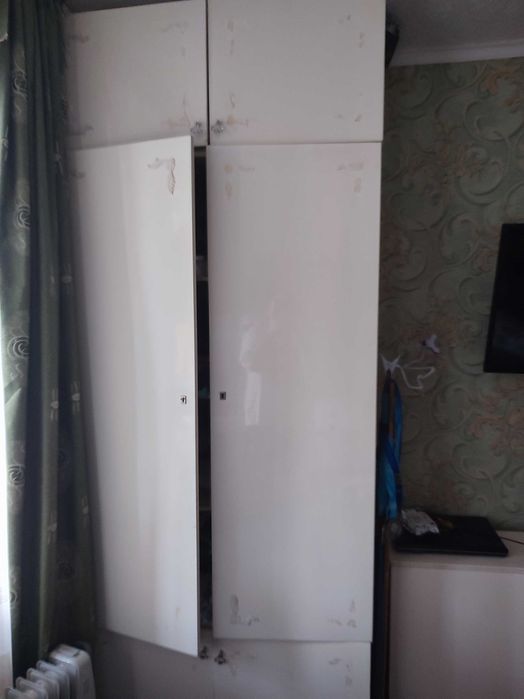 Продам спальный гарнитур