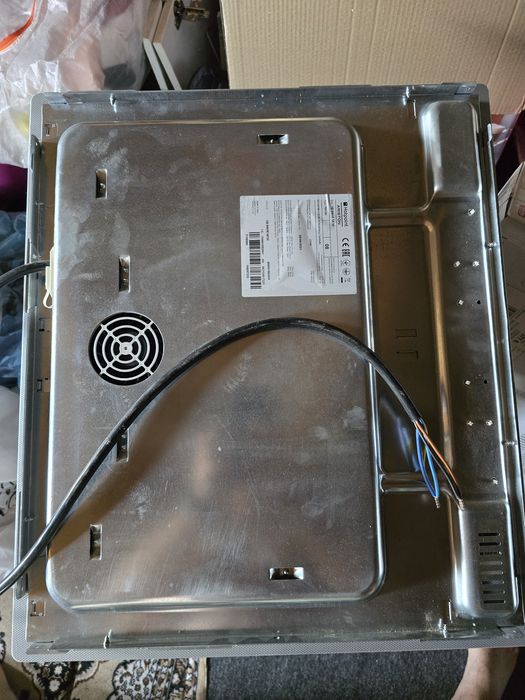 Plita cu inducție Hotpoint Ariston noua