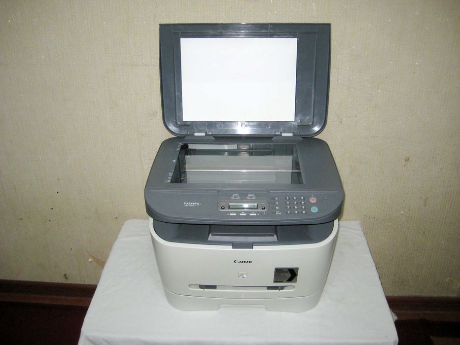 Лазерный принтер 3 в одном Canon MF3228 новая!