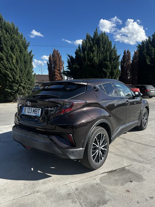Toyota C-HR HYBRID AVARIAT!