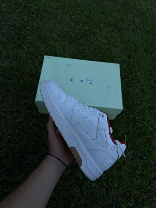 Adidasi Off White  Out Of Office / Premium / 2026