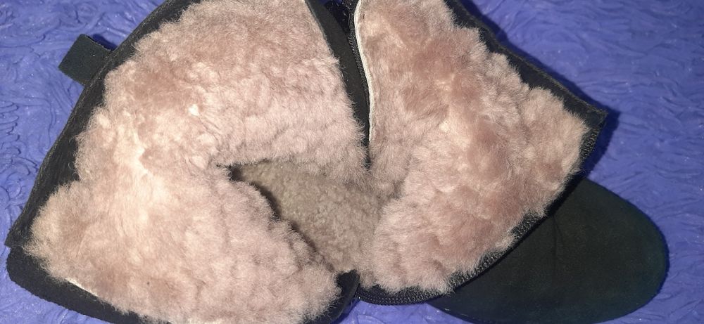 Продам ботинки зимние 36 размер