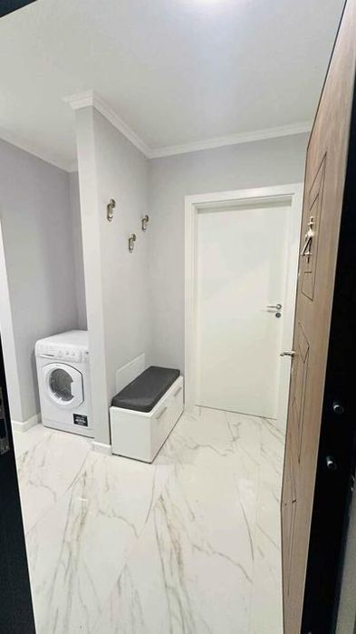 Дава се под наем Тристаен апартамент в София, Връбница 1 - 90 кв.м за 799 € - Снимка #10