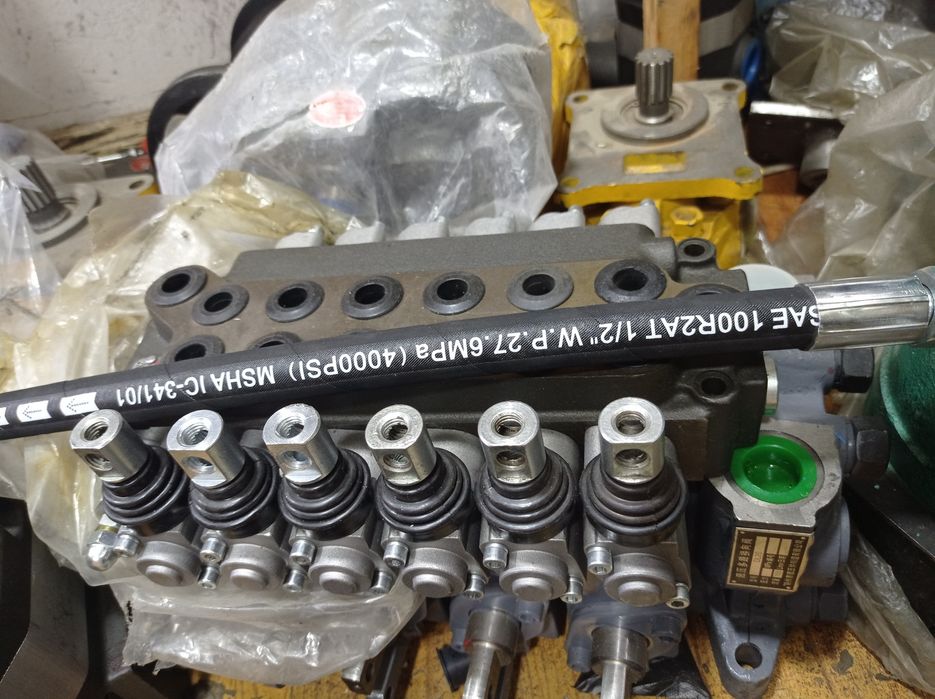 Ремонт и вастонавление гидравлических  узлов