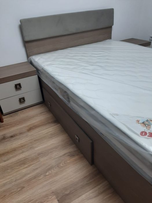 Închiriez garsoniera