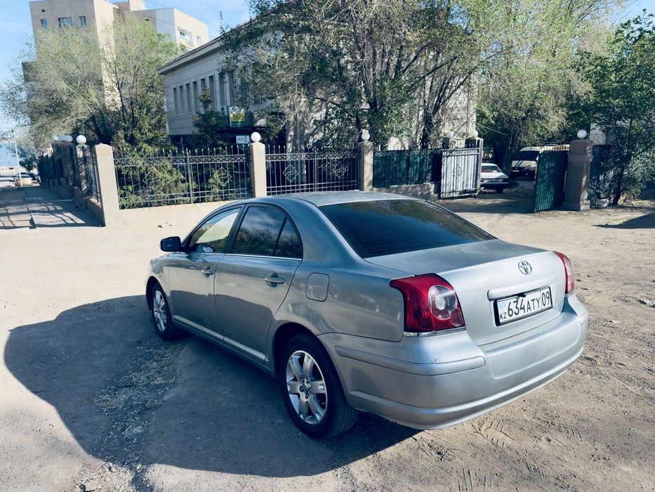 toyota avensis 2007