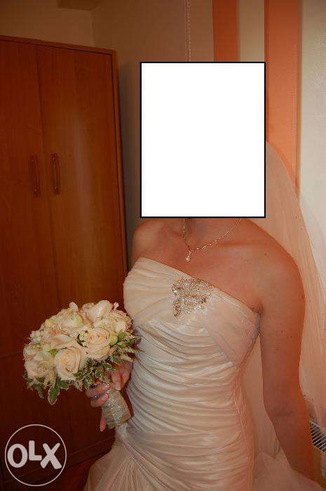 Rochie de mireasa Benjamin Roberts +cadou 2 voaluri