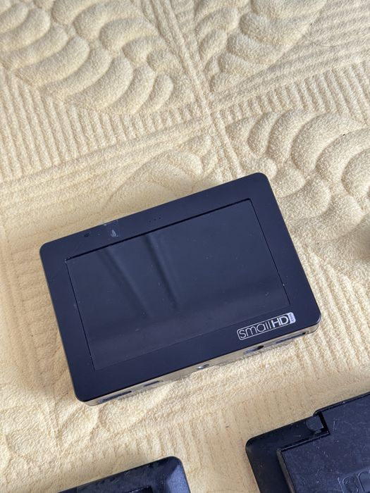 Накамерный монитор smallhd