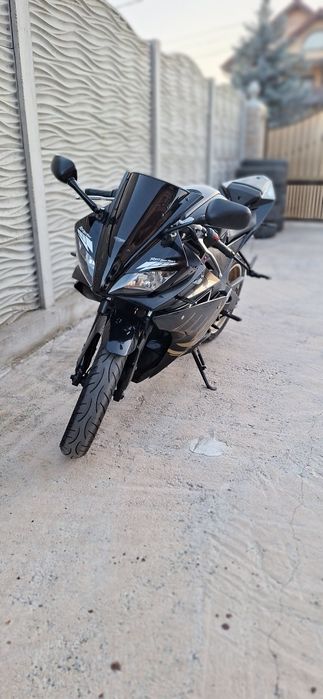 Yamaha yzf r125 2012 Toba Leo vince sbk