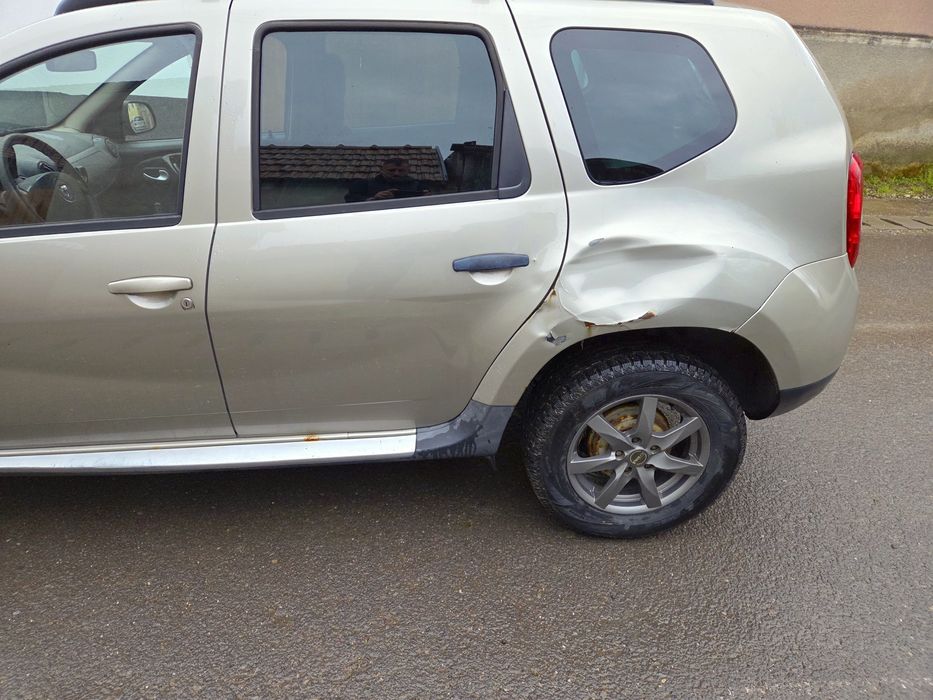Dacia Duster 4x4 motor 1.5 dci adus din Austria