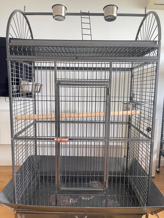 Клетка за два папагала