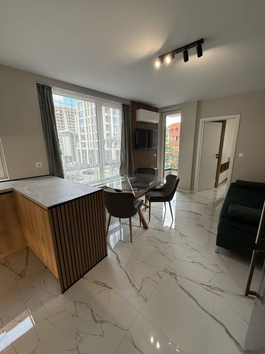 Двустаен апартамент под наем в ж.к. Кръстова вада, 2215746