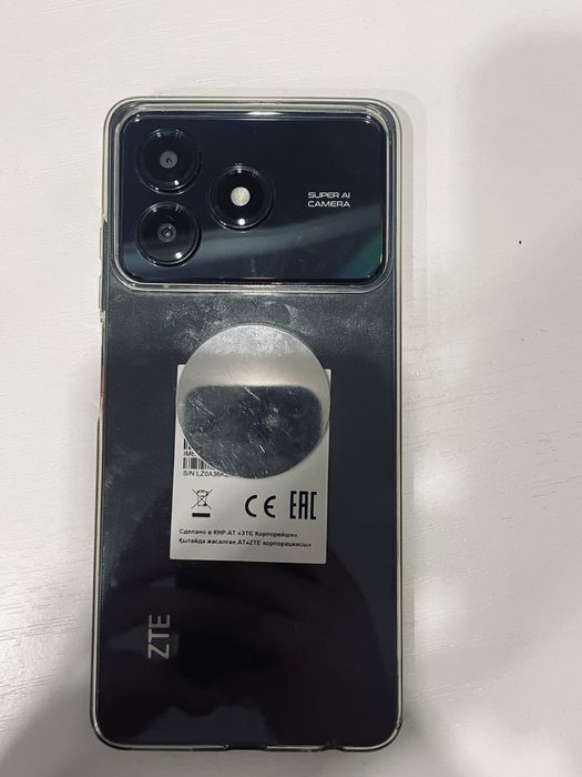 Продаю телефон.