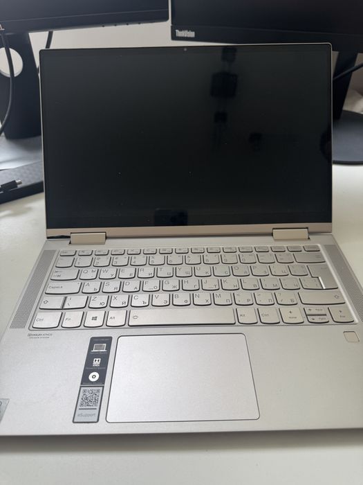Lenovo Yoga c740