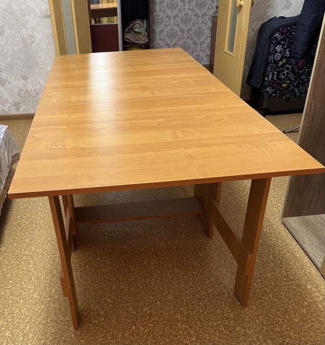Продам стол-книжка