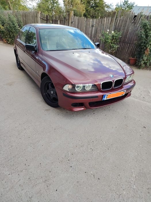 Vând BMW E39 520D.
