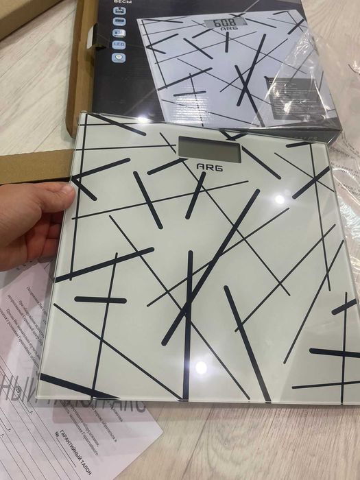 Продам напольные весы оригинал