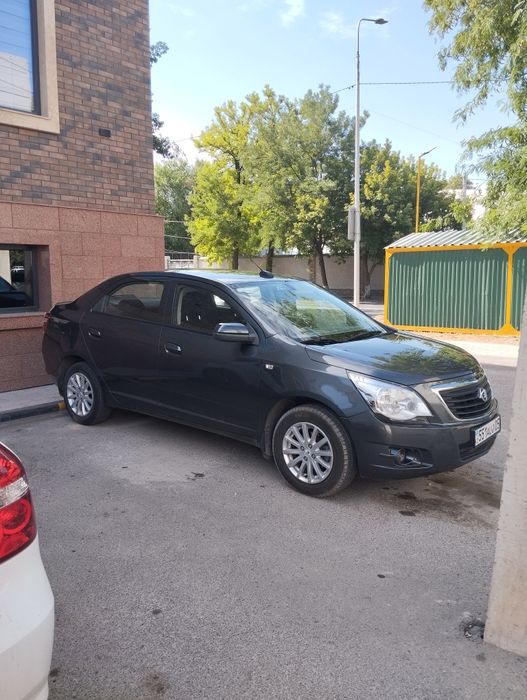 Авто в аренду равон р4