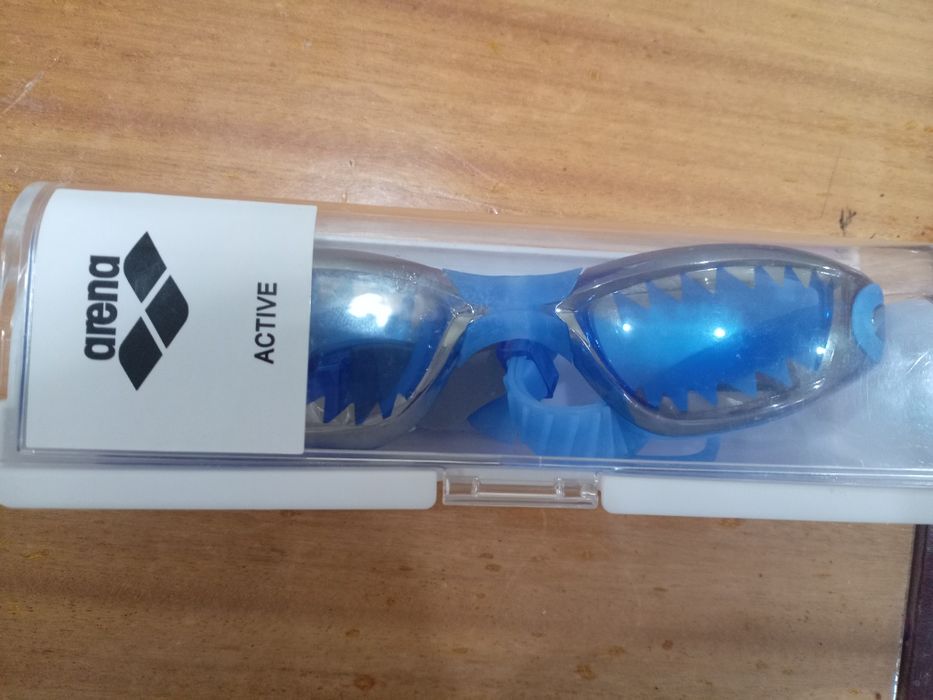 Плавательные очки, новые, не использовались