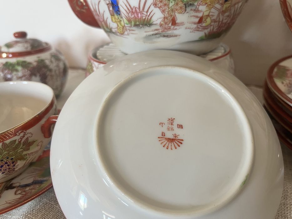 Антикварен Японски Чаен Сервиз "Сацума" (Satsuma) – Порцелан Eggshell, 1930-1950 г.