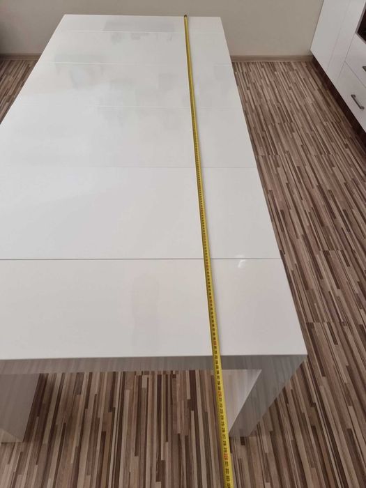 Разтегателна маса