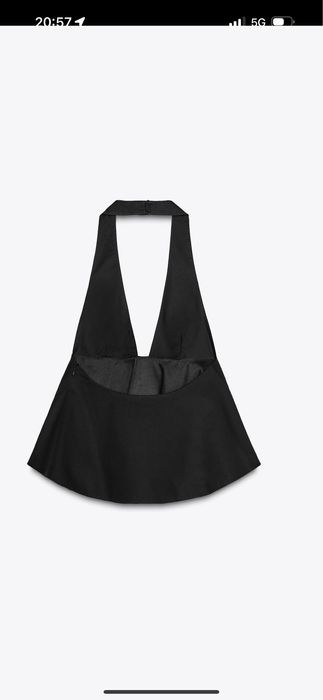 Черен топ с халтер деколте с етикет С размер Zara