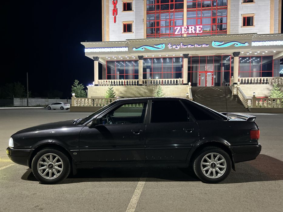 Продам Audi 80 объем 2.6