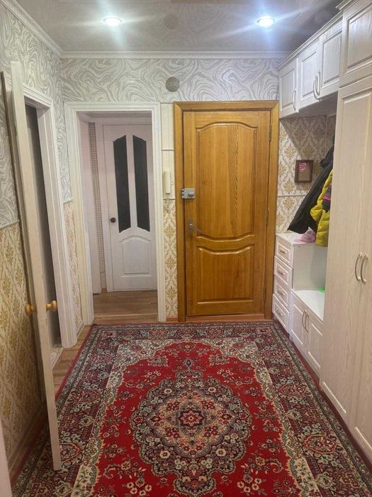 Продам 3 комн. кв., возле Сити Молла