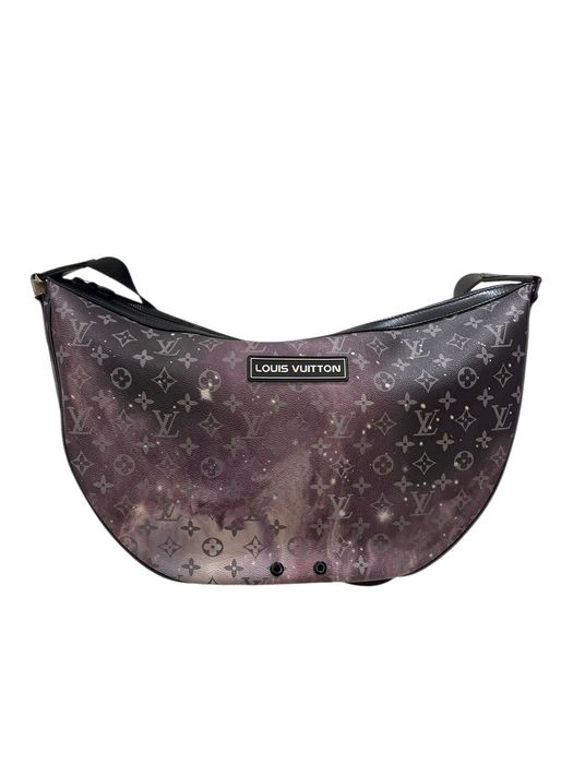 Louis Vuitton чанти налични