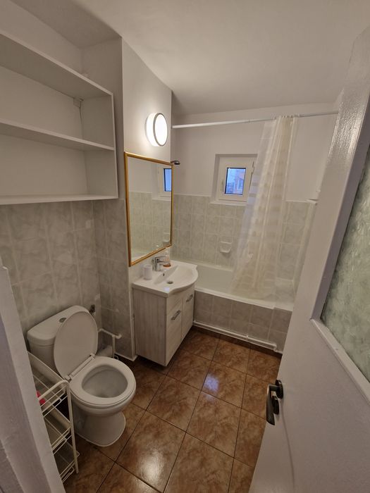 Închiriere apartament 2 camere