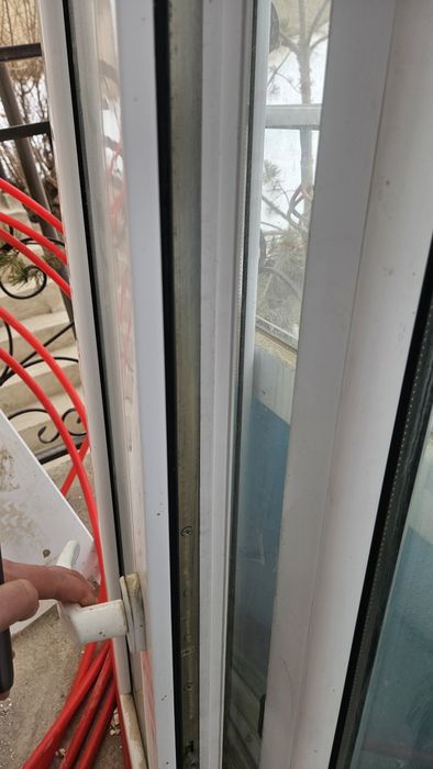 Окна пластиковые б/у, балконные двери