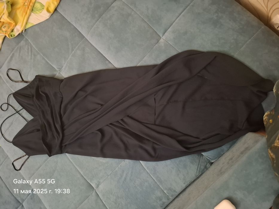 Платье бренд Forever New