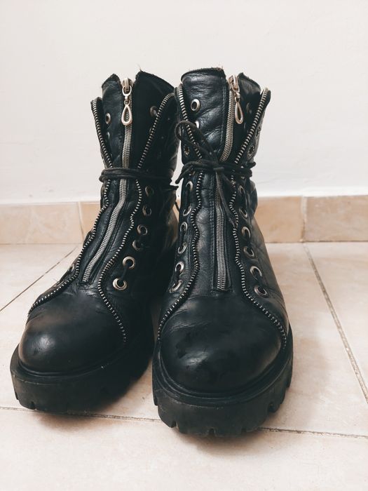 Vând ghete din piele naturala