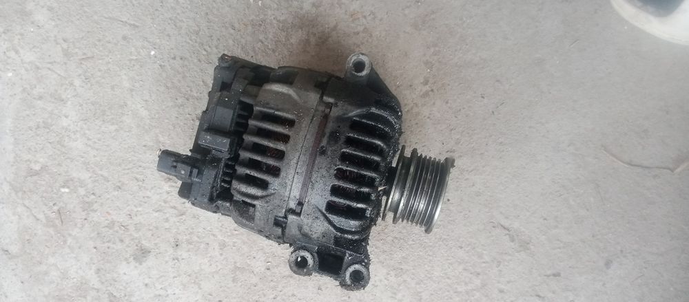 Продам генератор рено