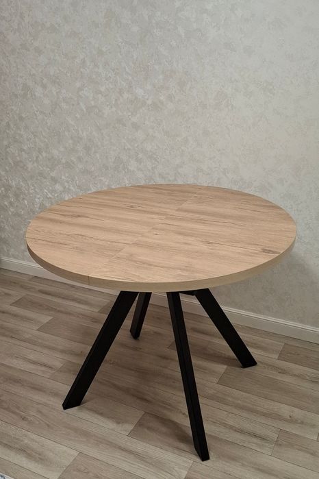 Обеденный стол  круглый