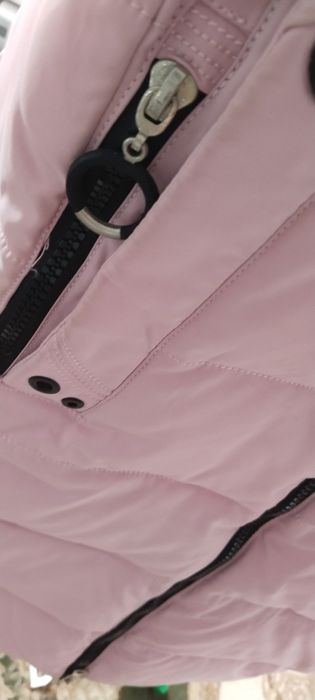 Куртка на девочеку рост 140 см.