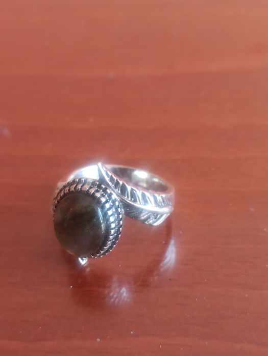 Продавам сребърен пръстен със син  лабрадорит - ръчна изработка 925