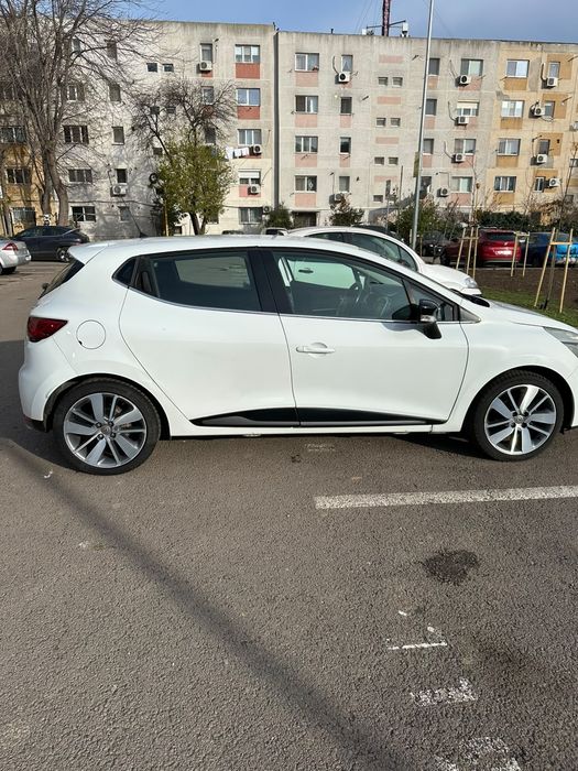 RENAULT Clio 2016 — imagine 3