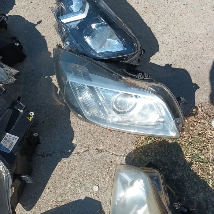 far faruri xenon opel insignia 2011