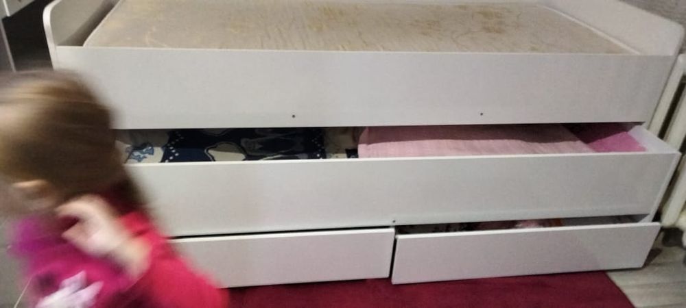 Продам кровать. Состояние новой