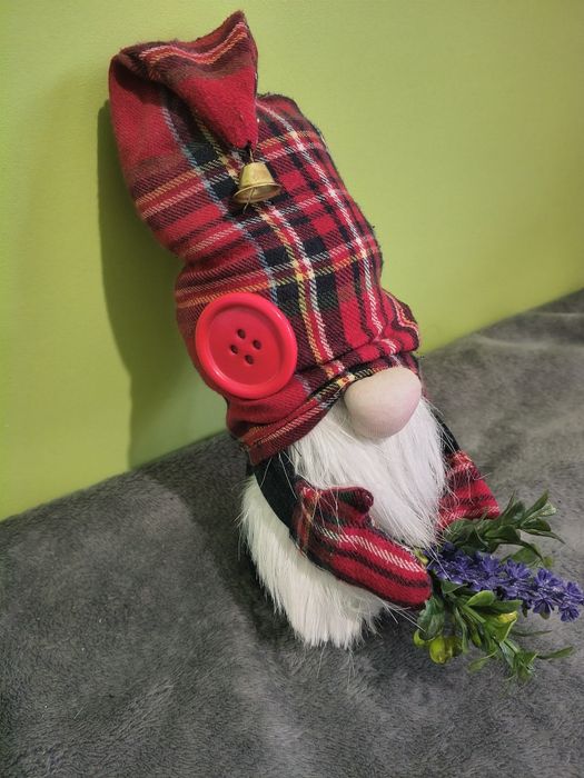 Ръчно изработени джуджета. Брой 10евро, 2бр за 15евро.