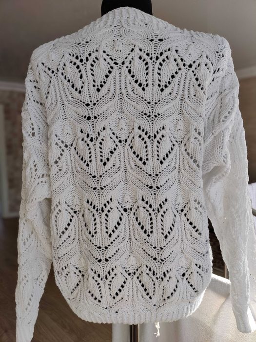 Вязаный свитер, новый.